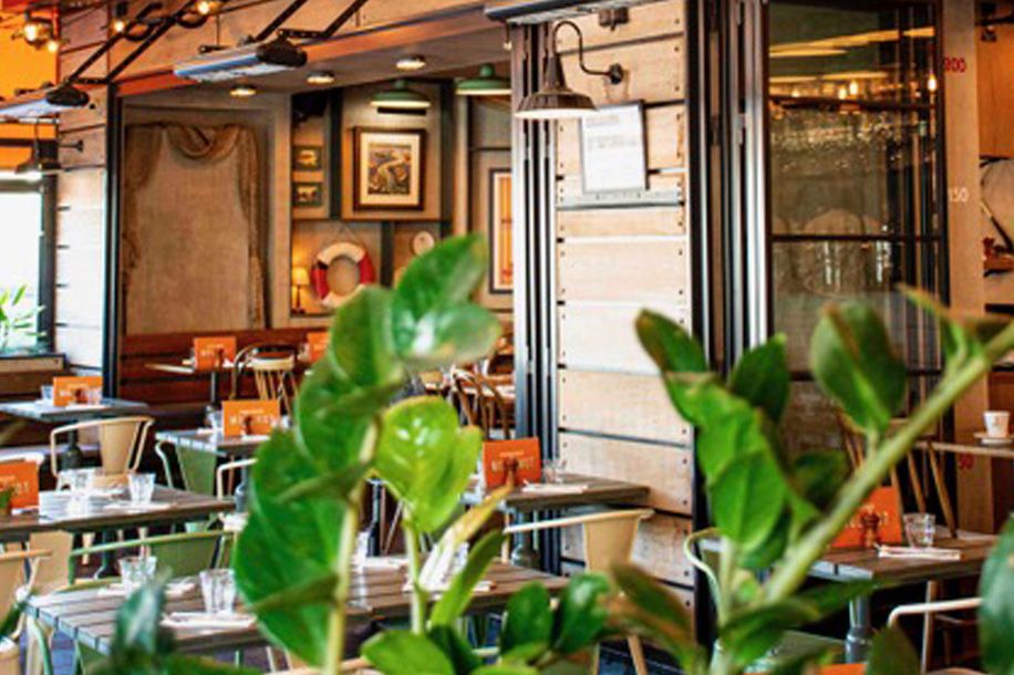 Monsieur Moulinot à Issy les Moulineaux : restaurant au feu de bois et ambiance conviviale